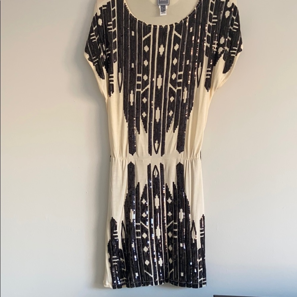 Mango dress w black sequin pattern
